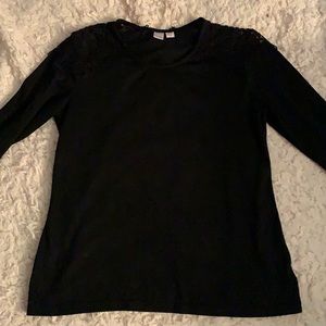 Very cute basic with flare black shirt.  Lace sleeve on top.